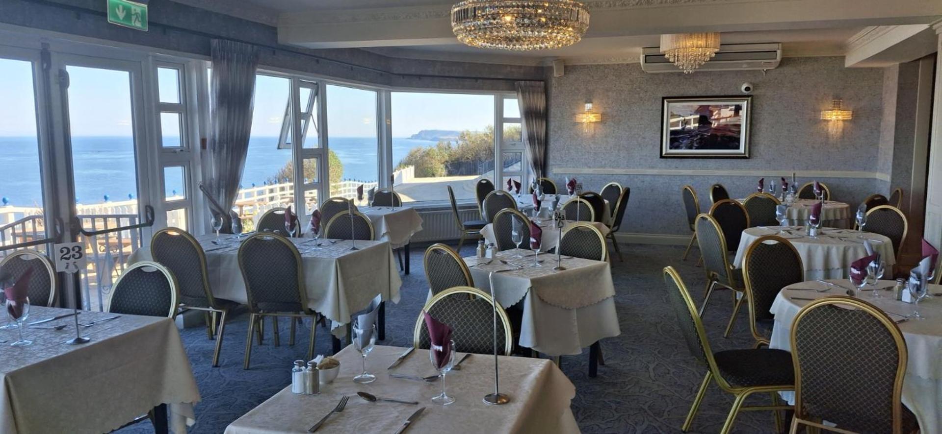 Royal Court Hotel بورتراش المظهر الخارجي الصورة