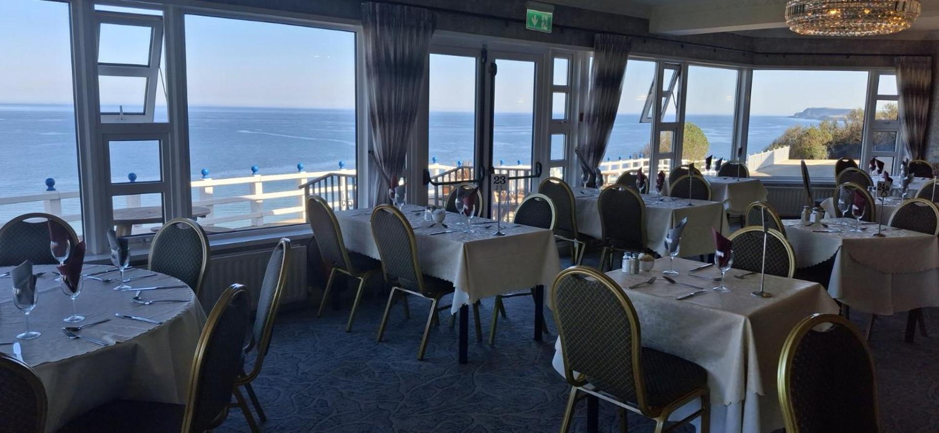 Royal Court Hotel بورتراش المظهر الخارجي الصورة