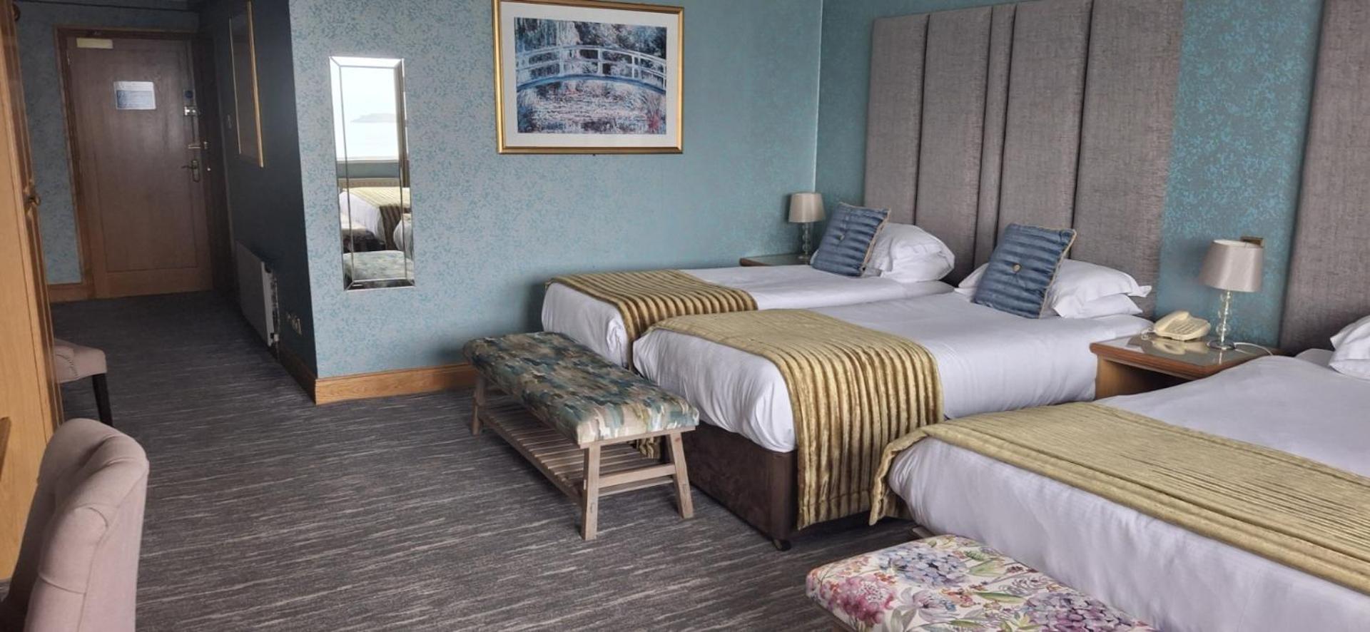 Royal Court Hotel بورتراش المظهر الخارجي الصورة