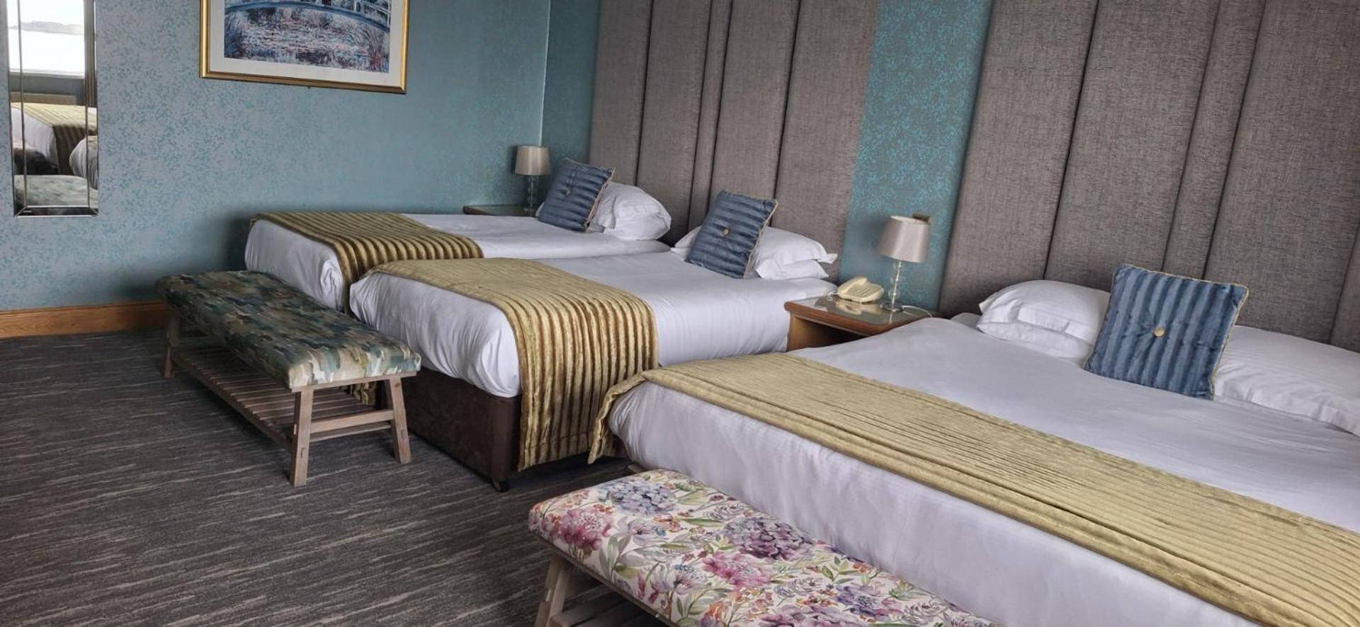 Royal Court Hotel بورتراش المظهر الخارجي الصورة